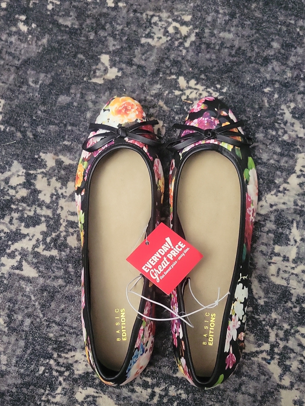 Basic Editions Black Floral Ballet Flats with Bow